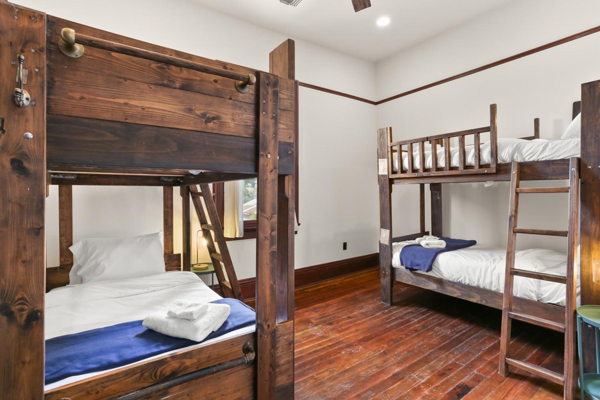 Site 61 Guesthouse Новый Орлеан Экстерьер фото